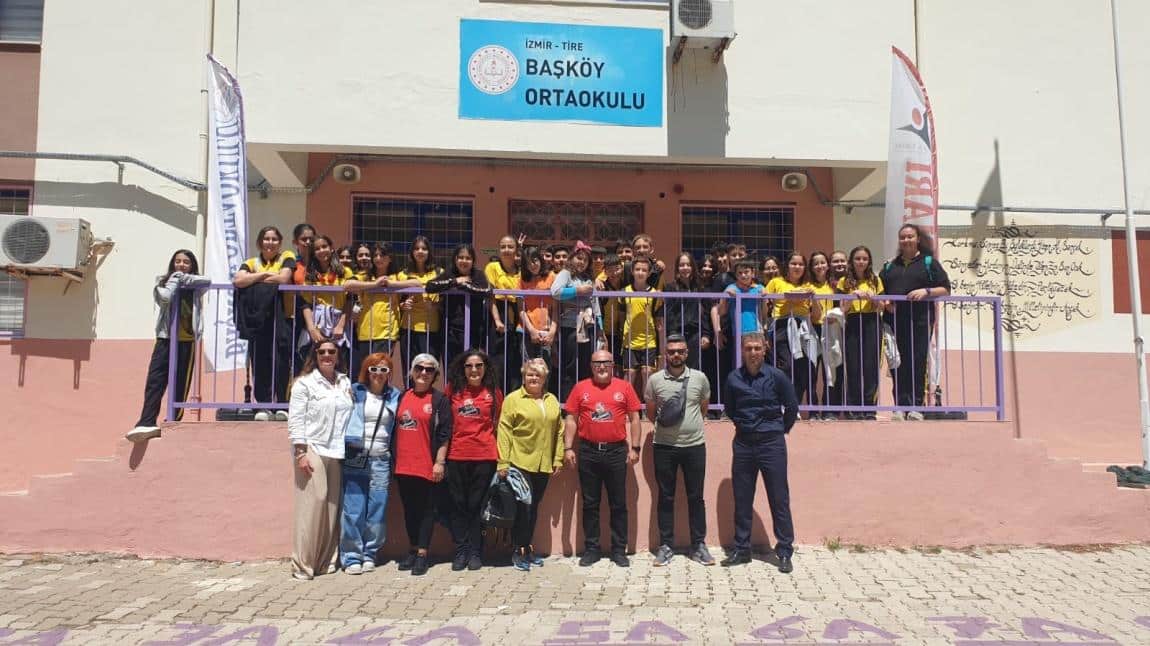 Başköy Ortaokulu 4006-TÜBİTAK Bilim Fuarı Ziyareti